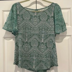 Lucky Brand flutter sleeve short sleeve top